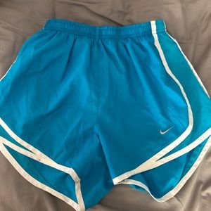 NIKE RUNNING SHORTS